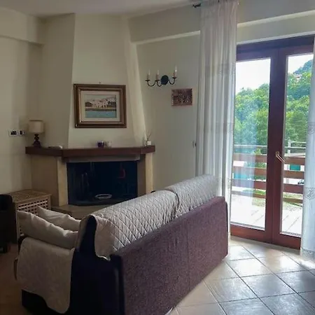 Binario 11 Apartment